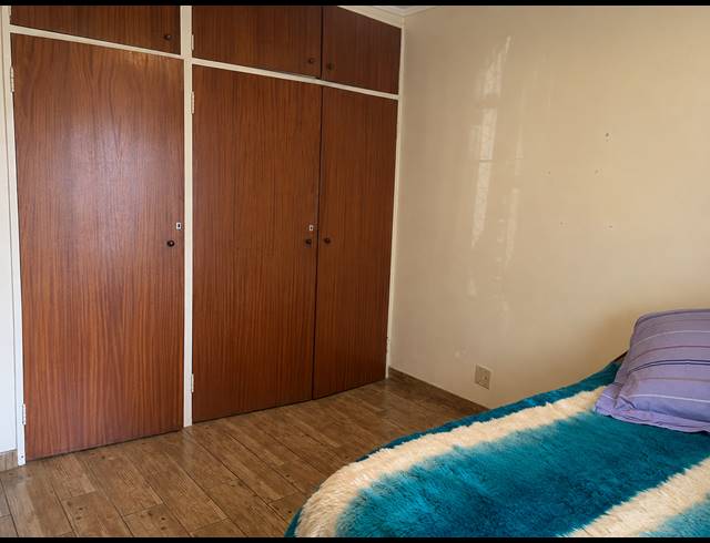 2 BEDROOM FLAT FOR SALE IN VEREENIGING CENTRAL